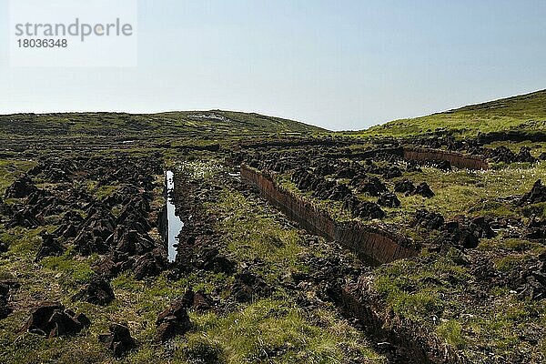 Torf  Arranmore Island  Grafschaft Donegal  Irland  Europa