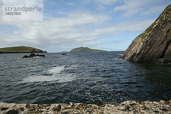 Die Schönheit von Great Blasket Island vom Kai von Dunquin auf der Halbinsel Dingle aus gesehen. Grafschaft Kerry  Irland  Europa