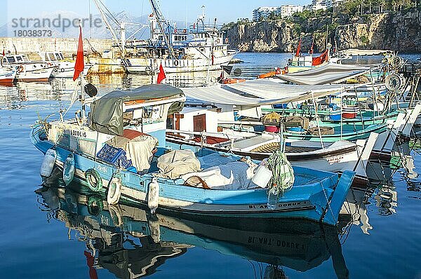 Boote  Hafen  Antalya  Türkei  Asien