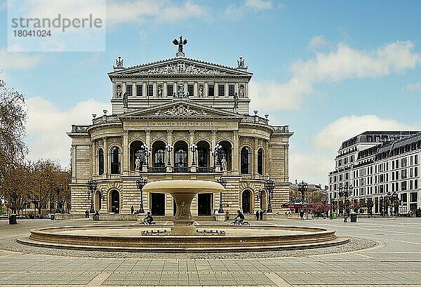 Die Alte Oper in Frankfurt am Main  Hessen  Deutschland  Europa