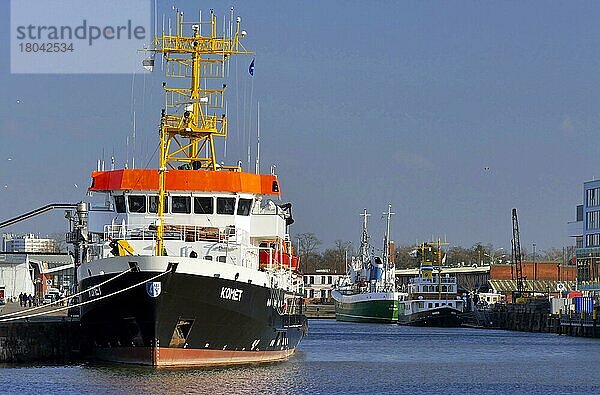 Vermessungsschiff Komet im Fischereihafen von Bremerhaven  Deutschland  Europa