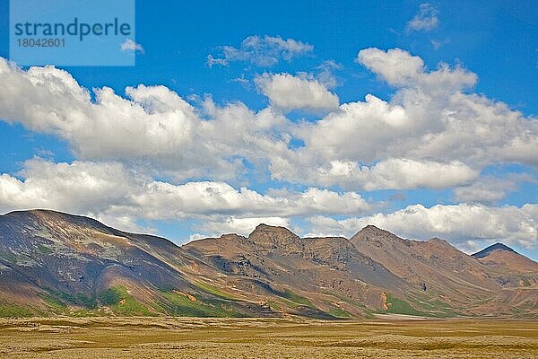 Berglandschaft  Iceland  Island  Europa