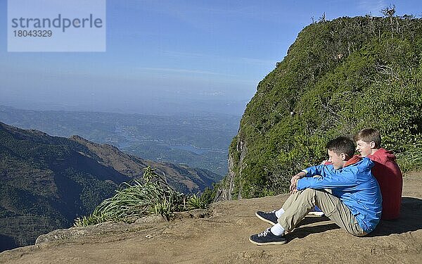 Wanderer  World's end  Horton Plains  Sri Lanka  Asien