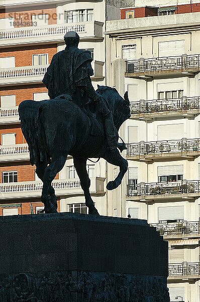 Reiterstandbild Jose Artigas  Plaza Independencia  Montevideo  Uruguay  Südamerika