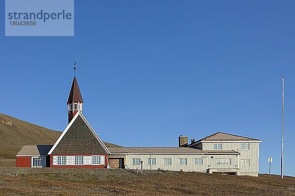 Svalbard kirke in Longyearbyen  die nördlichste Kirche der Welt auf Spitzbergen  Norwegen  Europa