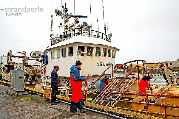 Fischereihafen in  Island  Europa