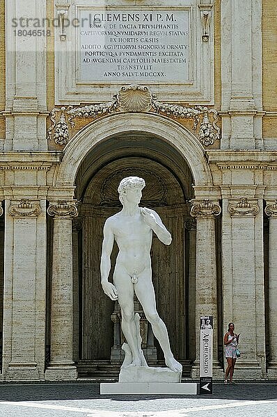 Michelangelo  Statue  Denkmal  Musei Capitolini  Kapitolinische Museen  Museum  Piazza del Campidoglio  Kapitolsplatz  Rom  Latium  Italien  Europa