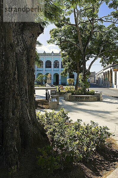 Plaza de la Juventud  Camaguey  Kuba  Mittelamerika