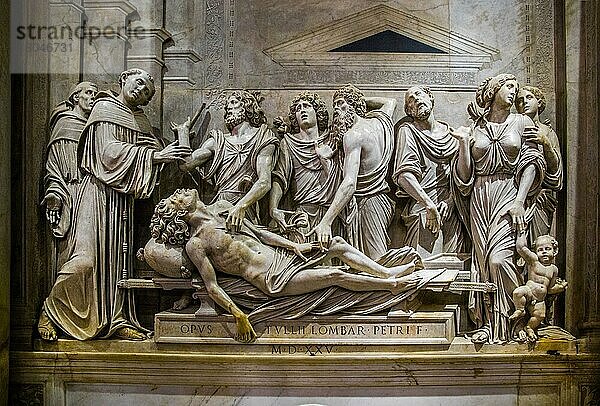 Grabkapelle des Heiligen Antonius  Marmorreliefs 16. Jh. mit Szenen aus dem Leben und der Wunder des hl. Antonius  Basilica di Sant
