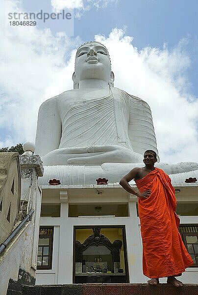 Bahiravokanda Vihara Buddha-Statue  Kandy  Sri Lanka  Asien