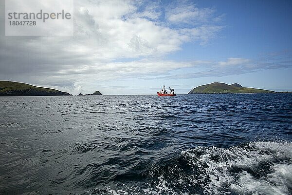 Die Schönheit von Great Blasket Island vom Kai von Dunquin auf der Halbinsel Dingle aus gesehen. Grafschaft Kerry  Irland  Europa