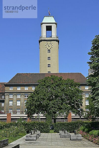 Rathaus  Carl-Schurz-Strasse  Spandau  Berlin  Deutschland  Europa