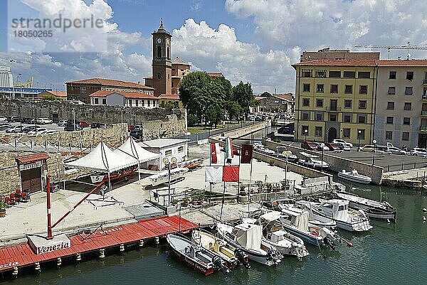 Kanal  Boote  Venezia Nuova  Stadtteil  historisches Zentrum  Livorno  Toskana  Italien  Europa