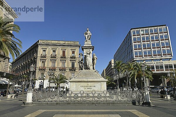 Denkmal  Vincenzo Bellini  Piazza Stesicoro  Catania  Sizilien  Italien  Europa