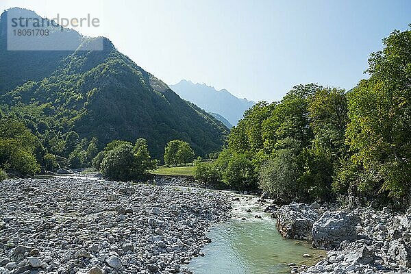 Fluss Valbona bei Margegej  Albanische Alpen  Albanien  Europa