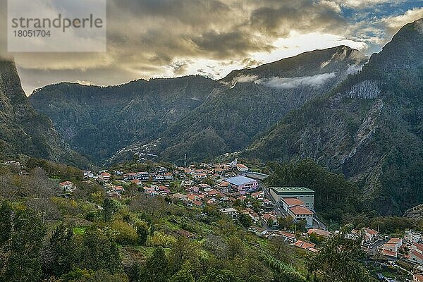 Bergdorf Curral das Freiras  Zentralgebirge  Madeira  Portugal  Europa