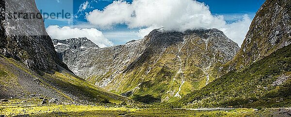 Westseite des Homer Tunnel  Fiordland Nationalpark  Neuseeland  Ozeanien