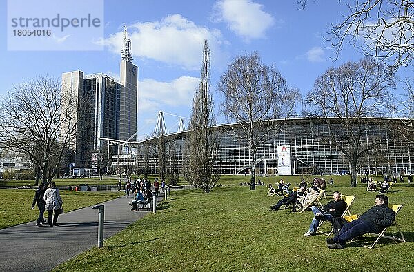 Halle 2  Messegelände  Messe  Hannover  Niedersachsen  Deutschland  Europa