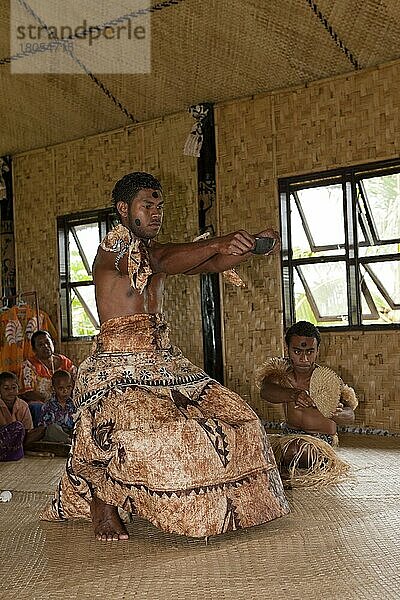 Einheimische bei Kava-Zeremonie  Pacific Harbour  Viti Levu  Fiji  Fiji-Inseln  Fidschi  Ozeanien