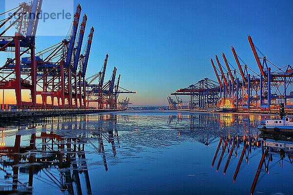 Containerterminals Hamburg-Waltershof  Waltershofer Damm  Hamburg  Hamburg  Deutschland  Europa