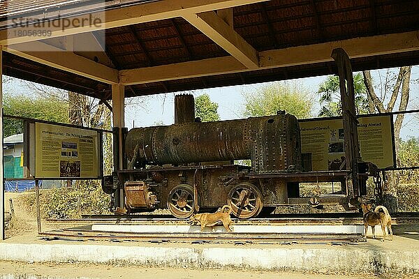 Lokomotive aus der französischen Kolonialzeit  ehemalige Eisenbahn  Ban Khon  Don Khon  4000 Inseln  Si Phan Don  Mekong  Provinz Champasak  Sued-Laos  Laos  Asien