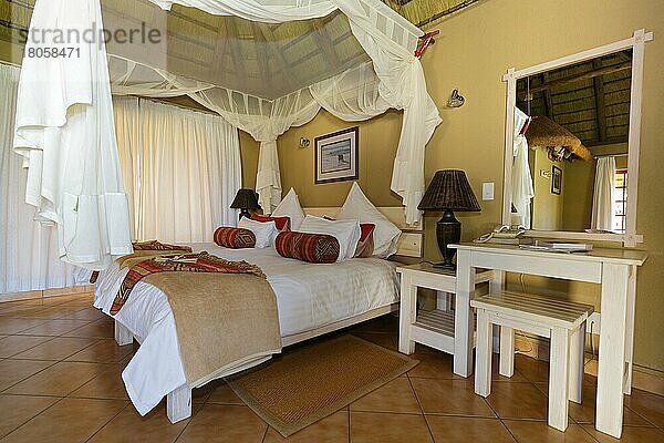 Bett  Hotelzimmer  Frans Indogo Farm  Namibia  Afrika