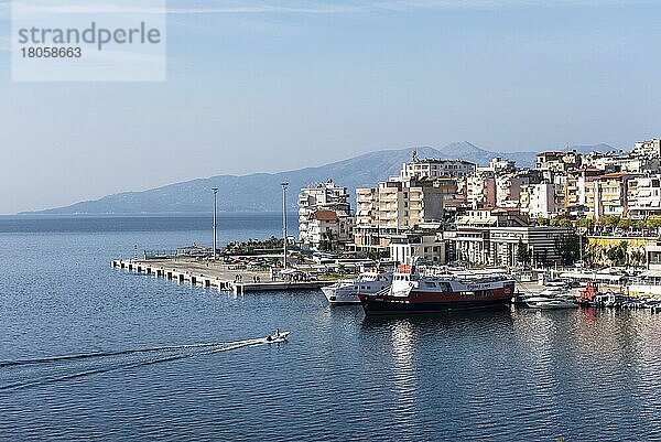 Fährhafen  Fähre  Saranda  Ionisches Meer  Albanien  Europa