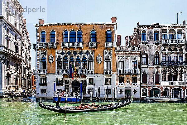 Canal Grande mit etwa 200 Adelspalästen aus dem 15. -19. Jhd. größte Wasserstraße Venedigs  Lagunenstadt  Venetien  Italien  Venedig  Venetien  Italien  Europa