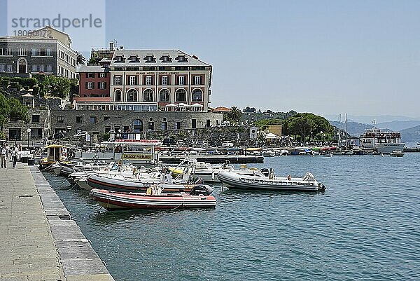 Uferpromenade  Hafen  Porto Venere  Portovenere  Provinz La Spezia  Ligurien  Italien  Europa