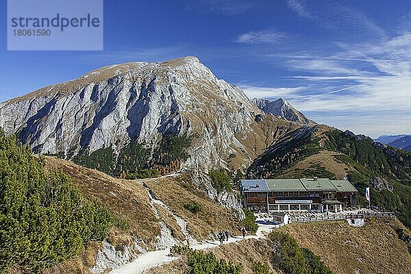 Jennerbahn-Seilbahnstation am Jenner im Herbst  Nationalpark Berchtesgaden  Bayern  Deutschland  Europa