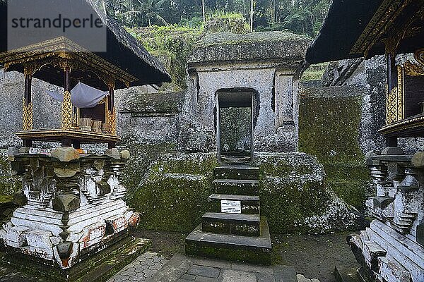 Pagoden und Altare  Quellentempel Pura Gunung Kawi  Bali  Indonesien  Asien