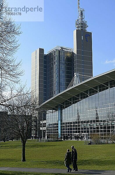 Halle 2  Messegelände  Messe  Hannover  Niedersachsen  Deutschland  Europa