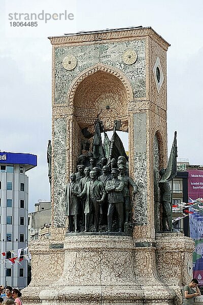 Mustafa Kemal Atatürk mit Kampfgefährten  Unabhängigkeitsdenkmal von Pietro Canonica  Taksim-Platz oder Taksim Meydani  Beyo?lu  Istanbul  europäischer Teil  Provinz Istanbul  Türkei  Asien