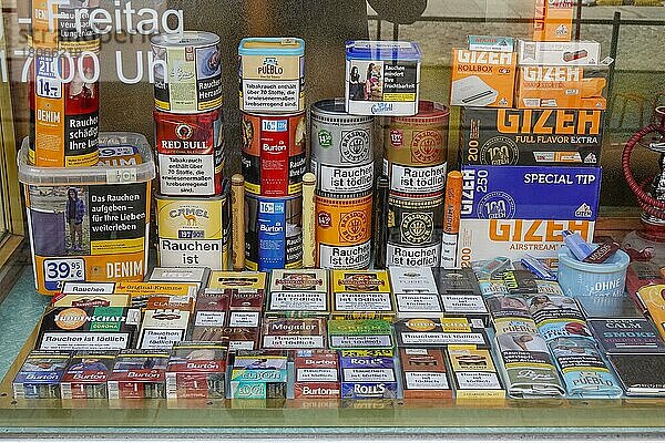 Schaufenster  Tabak  Wittenberg  Sachsen-Anhalt  Deutschland  Europa