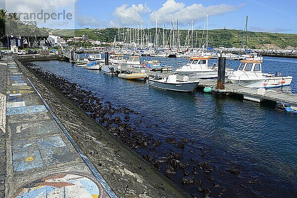 Hafen  Horta  Faial  Azoren  Portugal  Europa