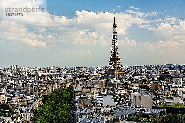 Eiffelturm  Wahrzeichen von Paris  Frankreich  Europa