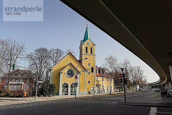 Kirche Priorat St. Petrus Berlin  Priesterbruderschaft St. Pius X. Dillenburger Straße  Rheingauviertel  Wilmersdorf  Berlin  Deutschland  Europa