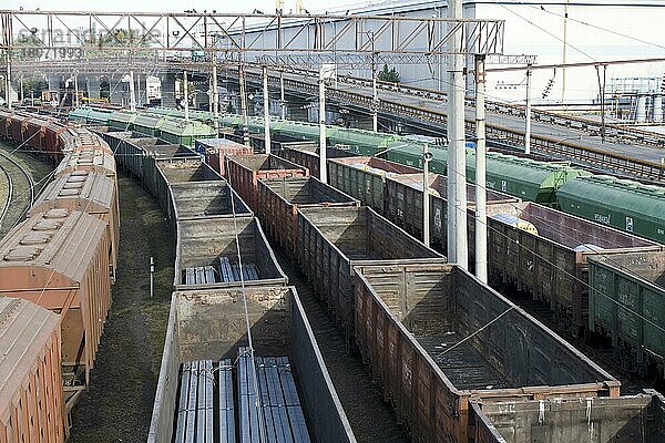 Güterwagen  Hafen von Odessa  Odessa Marine Trade Port  Odessa  Ukraine  Europa