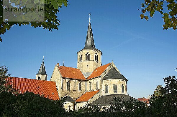 Kirche  Basilika St. Godehard  romanisch  Benediktiner-Klosterkirche  Hildesheim  Niedersachsen  Deutschland  Europa