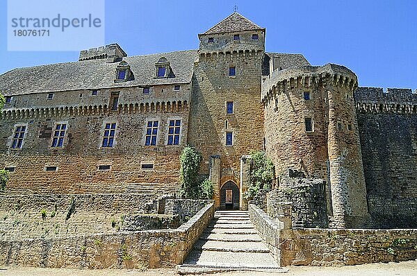 Chateau de Castelnau-Bretenoux  Museum  Prudhomat  Departement Lot  Midi-Pyrenäen  Frankreich  Europa