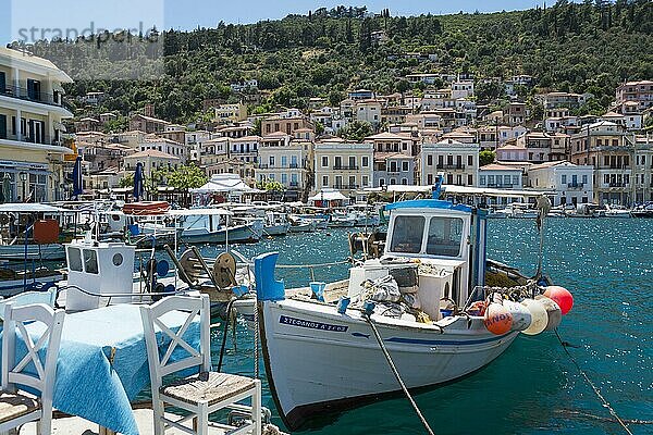 Hafen  Gythio  Mani  Lakonien  Peloponnes  Griechenland  Githio  Gythion  Europa