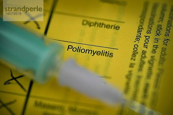 Polio  Impfbuch  Symbolfoto Impfung