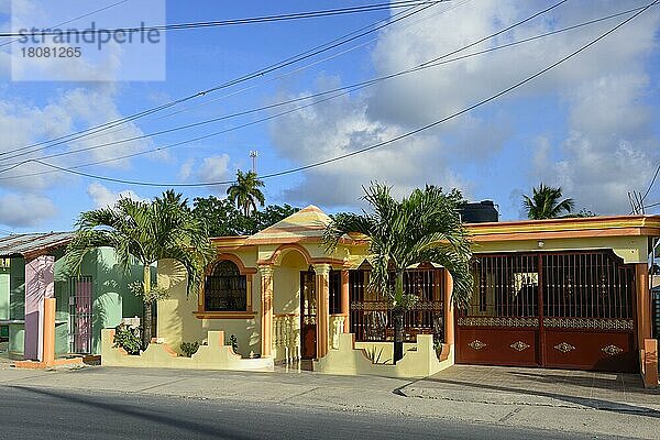 Häuser  El Salado  La Altagracia  Karibik  Amerika  Dominikanische Republik  Mittelamerika