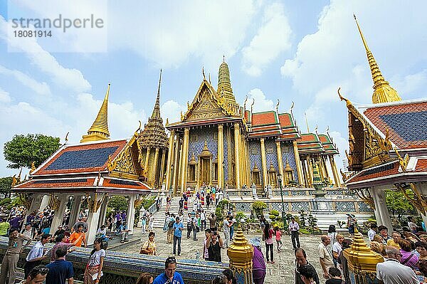 Prasat Phra Thep Bidon  Königliches Pantheon  Wat Phra Kaeo Komplex  Großer Palast  Bangkok  Thailand  Asien
