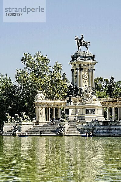 König Alfonso XII.  Reiterstandbild  Retiro Park  Madrid  Spanien  Europa