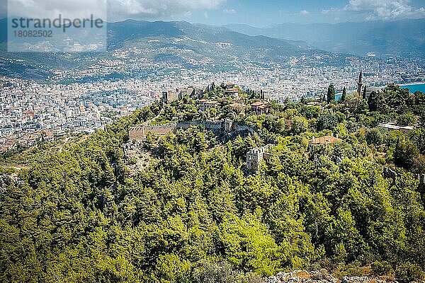 Berglandschaft  Burg von Alanya  Türkei  Asien