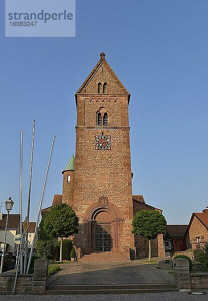 Kirche  Dorfprozelten  Main  Bayern  Deutschland  Europa