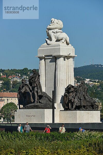 Istvan-Tisza-Denkmal  Kossuth ter  Budapest  Ungarn  Europa