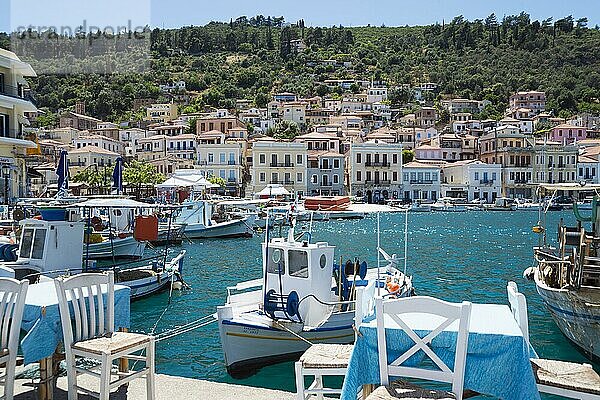 Hafen  Gythio  Mani  Lakonien  Peloponnes  Griechenland  Githio  Gythion  Europa