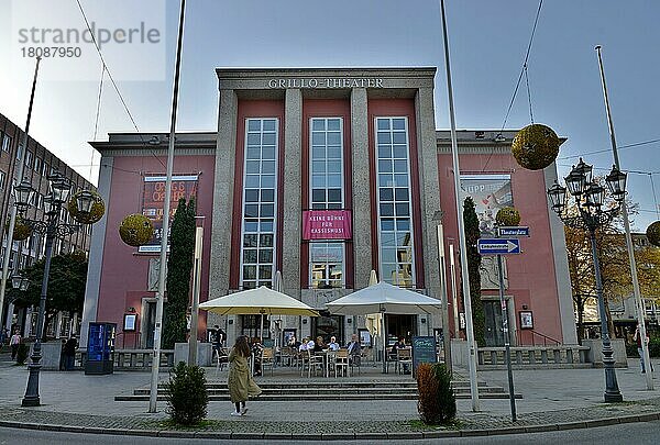 Grillo-Theater  Theaterplatz  Essen  Nordrhein-Westfalen  Deutschland  Europa
